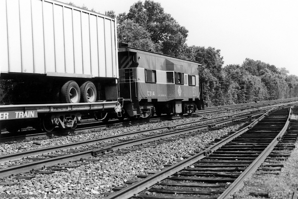 EL Bay Window Caboose C314